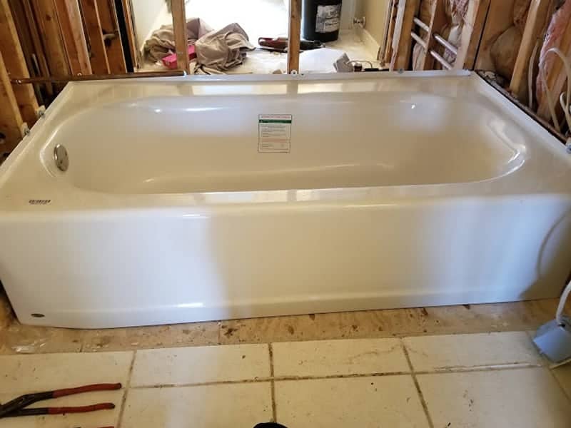 New bathtub installed. Remodel.